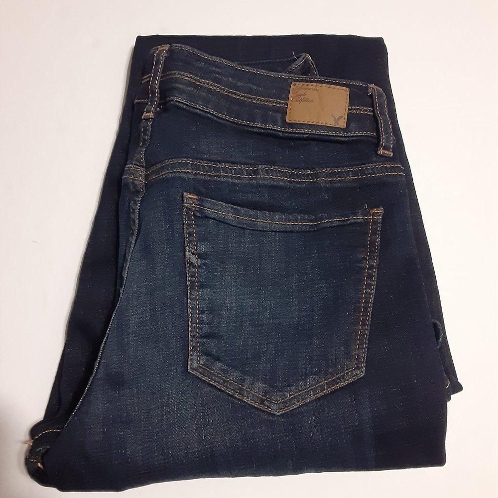 American Eagle Outfitters Women's '77 Bell Bottom Jeans Size 6